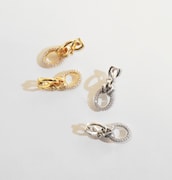 UnBave バタフライ シャイン ピアス / イヤリング