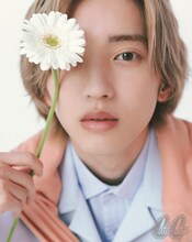 「CanCam」4月号より道枝駿佑（なにわ男子）。