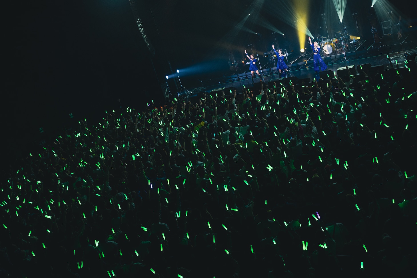 「メロン記念日'25 PHOENIX STAGE ～完熟メロン～」の様子。