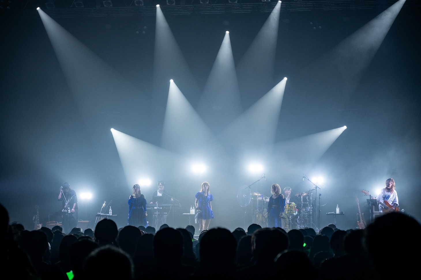 「メロン記念日'25 PHOENIX STAGE ～完熟メロン～」の様子。