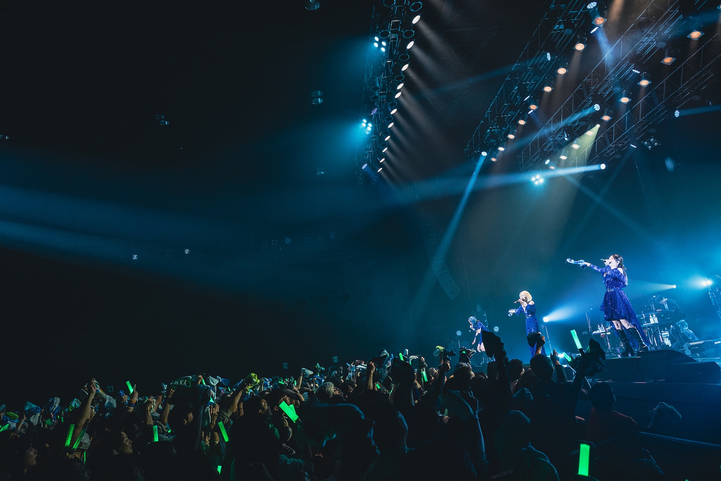 「メロン記念日'25 PHOENIX STAGE ～完熟メロン～」の様子。