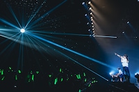 「メロン記念日'25 PHOENIX STAGE ～完熟メロン～」の様子。