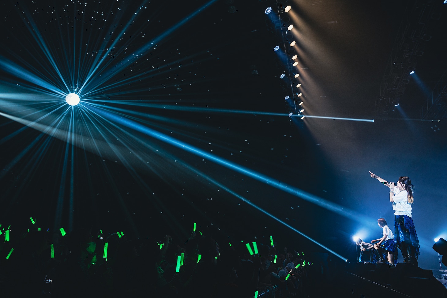 「メロン記念日'25 PHOENIX STAGE ～完熟メロン～」の様子。