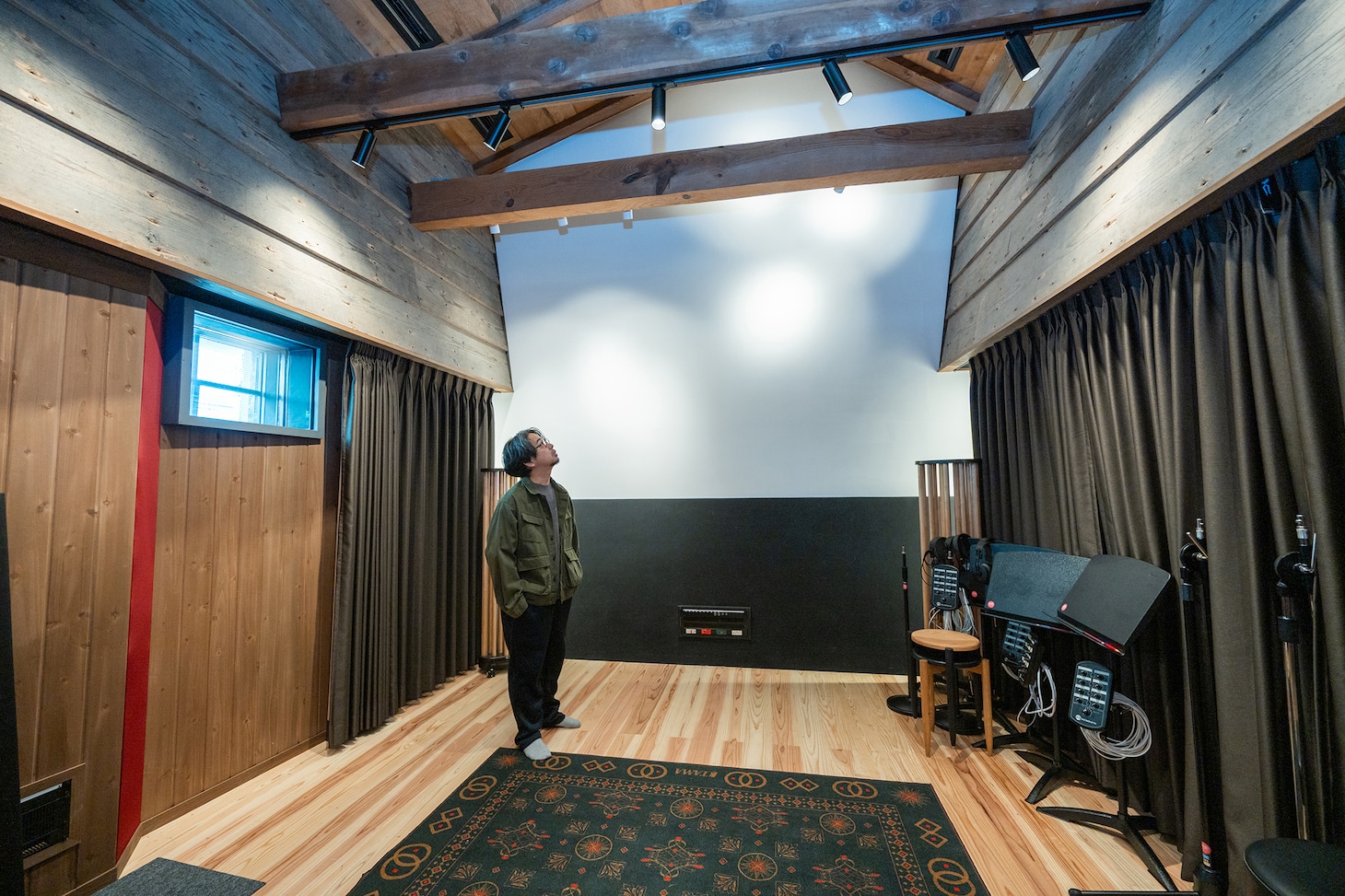 「MUSIC inn Fujieda」スタジオ内の様子。