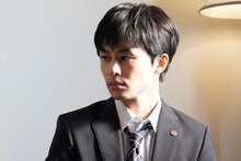 草川拓弥演じる伊澤嘉人。©︎フジテレビ