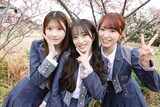 AKB48「名残り桜」MVのメイキング写真。©AKB48