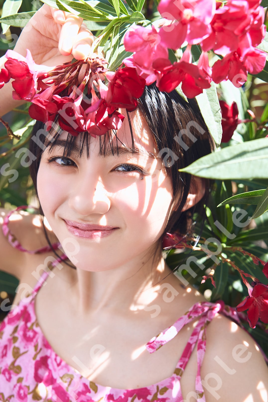 川﨑桜（乃木坂46）1stソロ写真集「エチュード」NICリテールズ