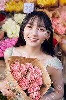 川﨑桜（乃木坂46）1stソロ写真集「エチュード」くまざわ書店購入者特典のポストカードデザイン。