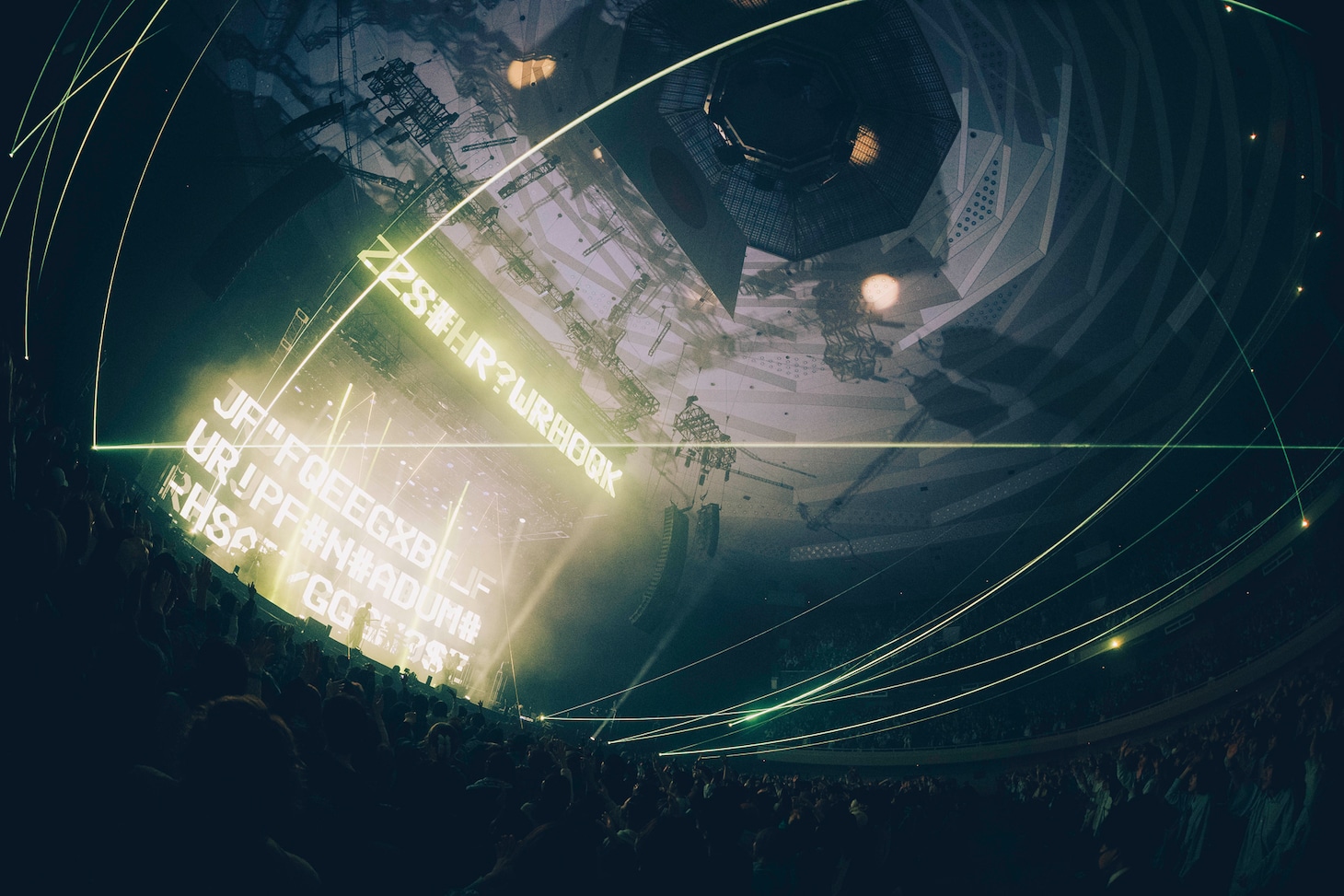 「なとり 3rd ONE-MAN LIVE『深海』」より。（撮影：タマイシンゴ）