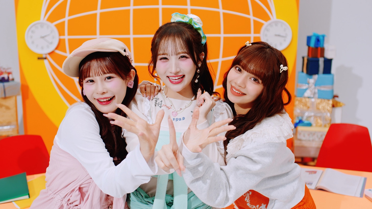 CANDY TUNE「HAPPY BOUNCE BIRTHDAY」MVより。