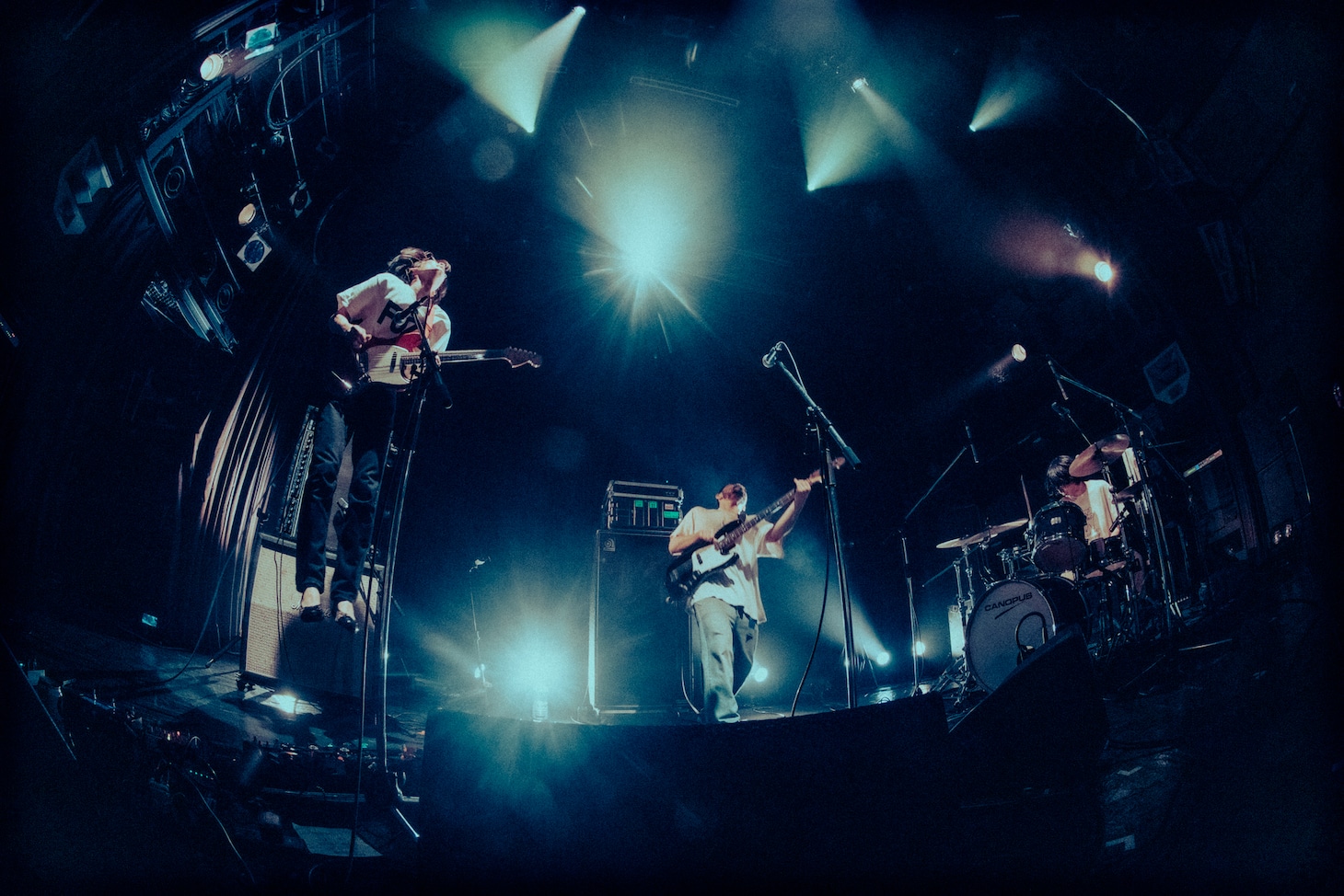 神々のゴライコーズ（撮影：稲垣ルリコ）