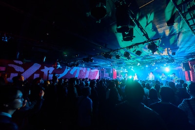 少年キッズボウイ（撮影：大橋祐希）