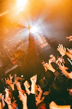 2月21日に東京・SHIBUYA CYCLONEで行われた「Graupel Comeback Show」の様子。