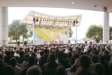 「Juice=Juice 20thシングル『四の五の言わず颯（さっ）と別れてあげた / 盛れ！ミ・アモーレ』発売記念ミニライブ＆お見送り会」の様子。