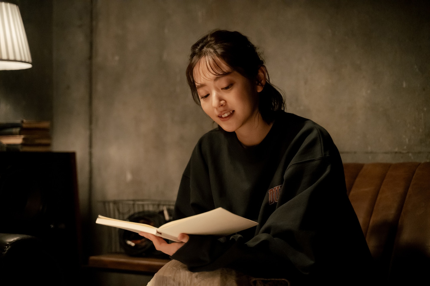 「冬のなんかさ、春のなんかね」第6話に出演する鈴木愛理。©日本テレビ