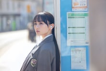 乃木坂46川﨑桜、見たことあるグレーの制服姿
