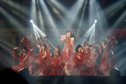 「乃木坂46 5th ALBUM MEMORIAL LIVE『My respect』」の様子。（写真提供：乃木坂46LLC）