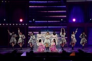 「乃木坂46 5th ALBUM MEMORIAL LIVE『My respect』」の様子。（写真提供：乃木坂46LLC）