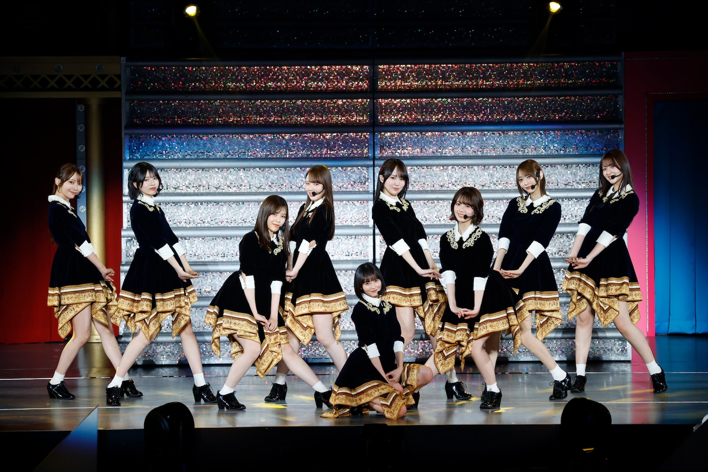 「乃木坂46 5th ALBUM MEMORIAL LIVE『My respect』」の様子。（写真提供：乃木坂46LLC）