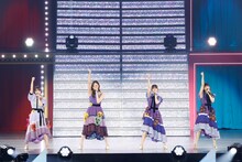 「乃木坂46 5th ALBUM MEMORIAL LIVE『My respect』」の様子。（写真提供：乃木坂46LLC）