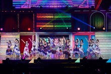 「乃木坂46 5th ALBUM MEMORIAL LIVE『My respect』」の様子。（写真提供：乃木坂46LLC）
