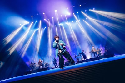 「Honto」を初パフォーマンスするsumika。（写真提供：東宝）