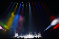 「≠ME 7周年コンサート『≠ME 7th ANNIVERSARY PREMIUM CONCERT』」の様子。©YOANI