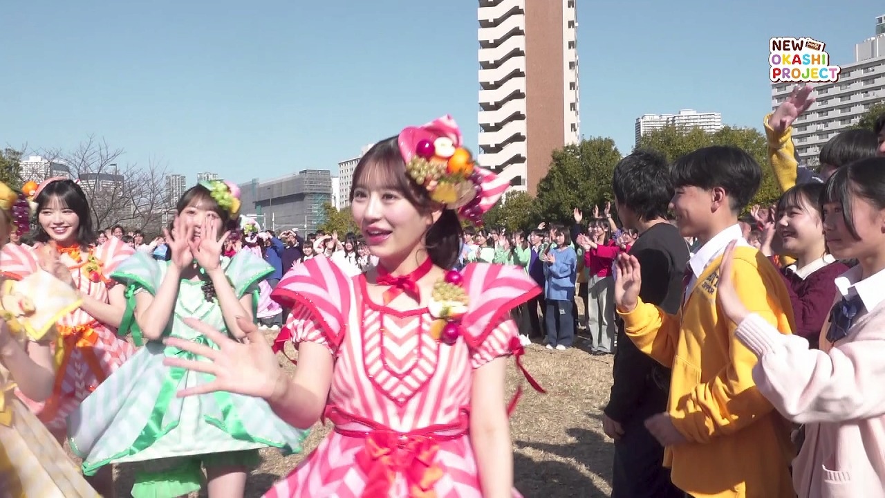 「果汁グミ 推し味フルーツミックス」Web CMのメイキング映像より。