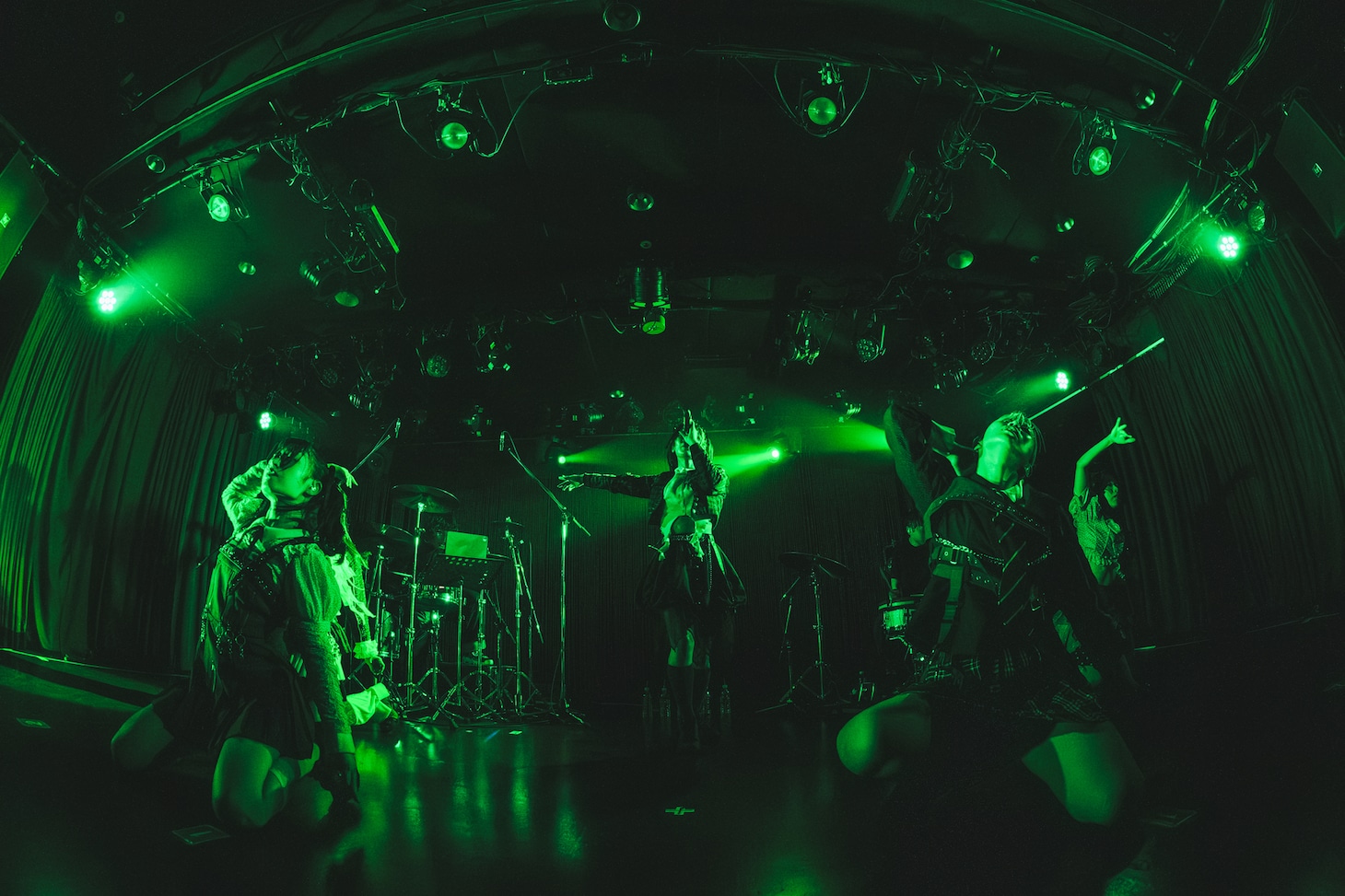 RAY（撮影：ヤギタツノリ）