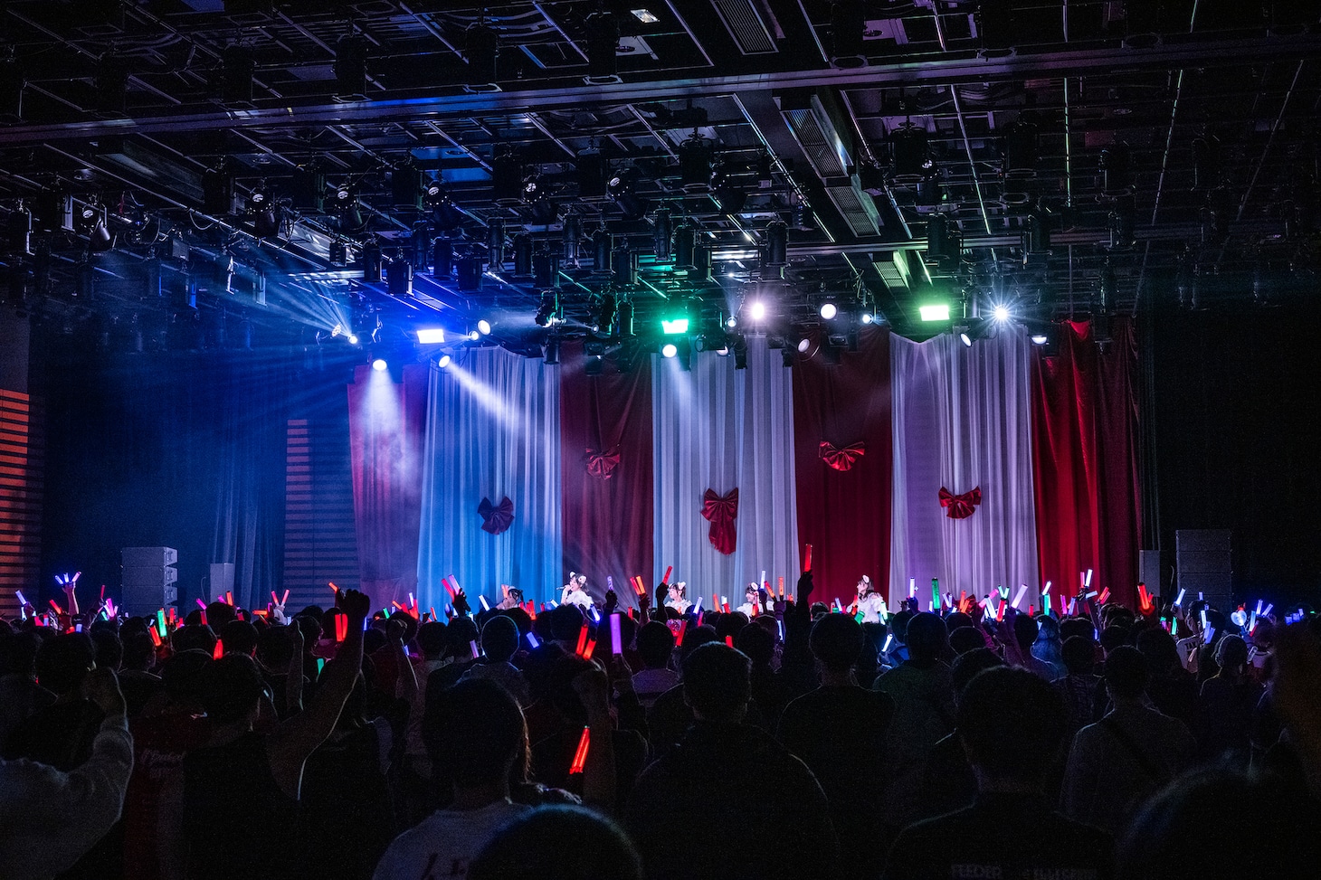 「#ババババンビ 岸みゆ生誕 『#仔鹿物語 プルプル震えナイト！』VOL.31 MIYU BIRTHDAY LIVE！」の様子。