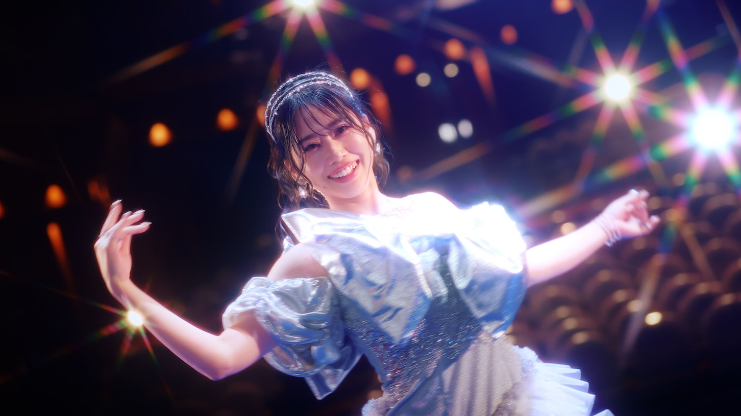 フィロソフィーのダンス「ダンス・フォー・フィロソフィー」MVより。