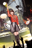 「2025 森高千里コンサートツアー“あなたも私もファイト!!”」の様子。