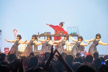 Night Tempo×アバンギャルディ コラボステージの様子。