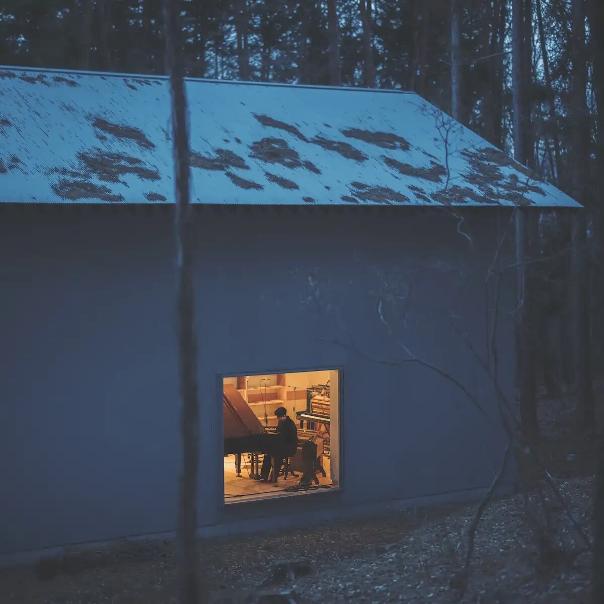 江﨑文武、森の中のホールでレコーディングした2ndアルバム発表