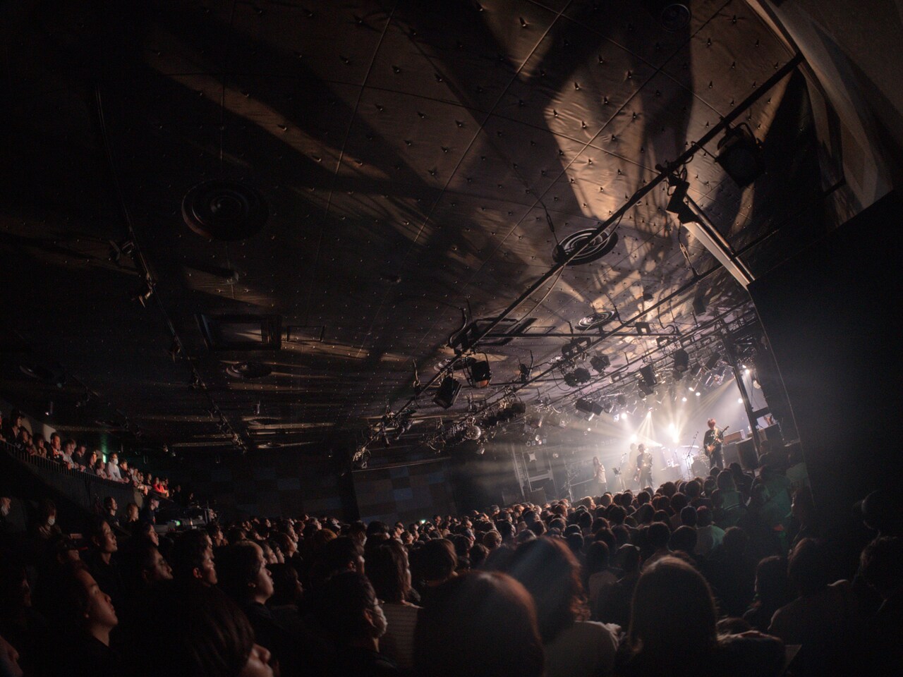 ART-SCHOOLのライブの様子。（Photo by Odagiri Raku［V'z Twinkle