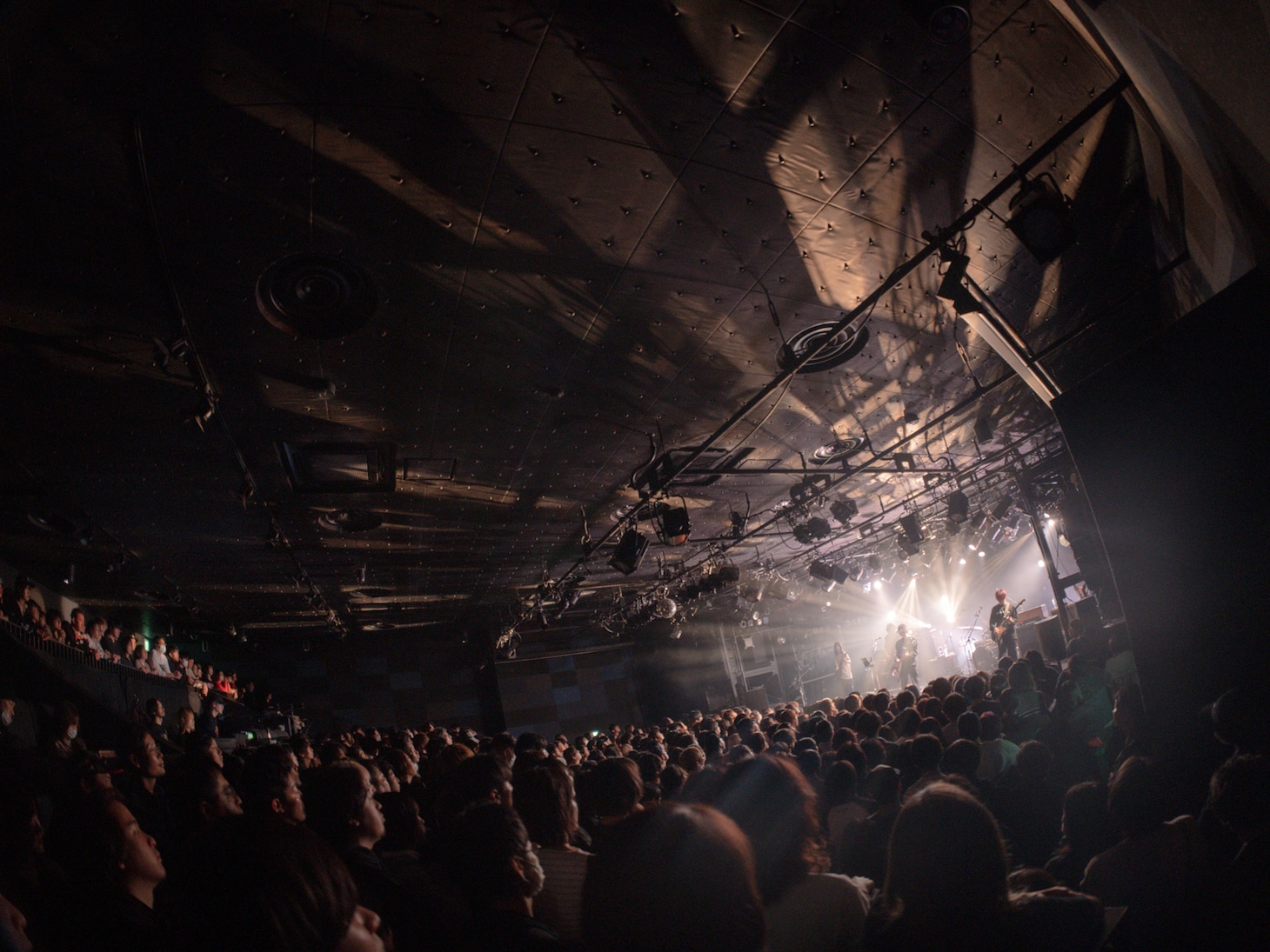 ART-SCHOOLのライブの様子。（Photo by Odagiri Raku［V'z Twinkle］）