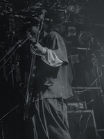 西口直人（B, Cho / Age Factory）（Photo by Odagiri Raku［V'z Twinkle］）