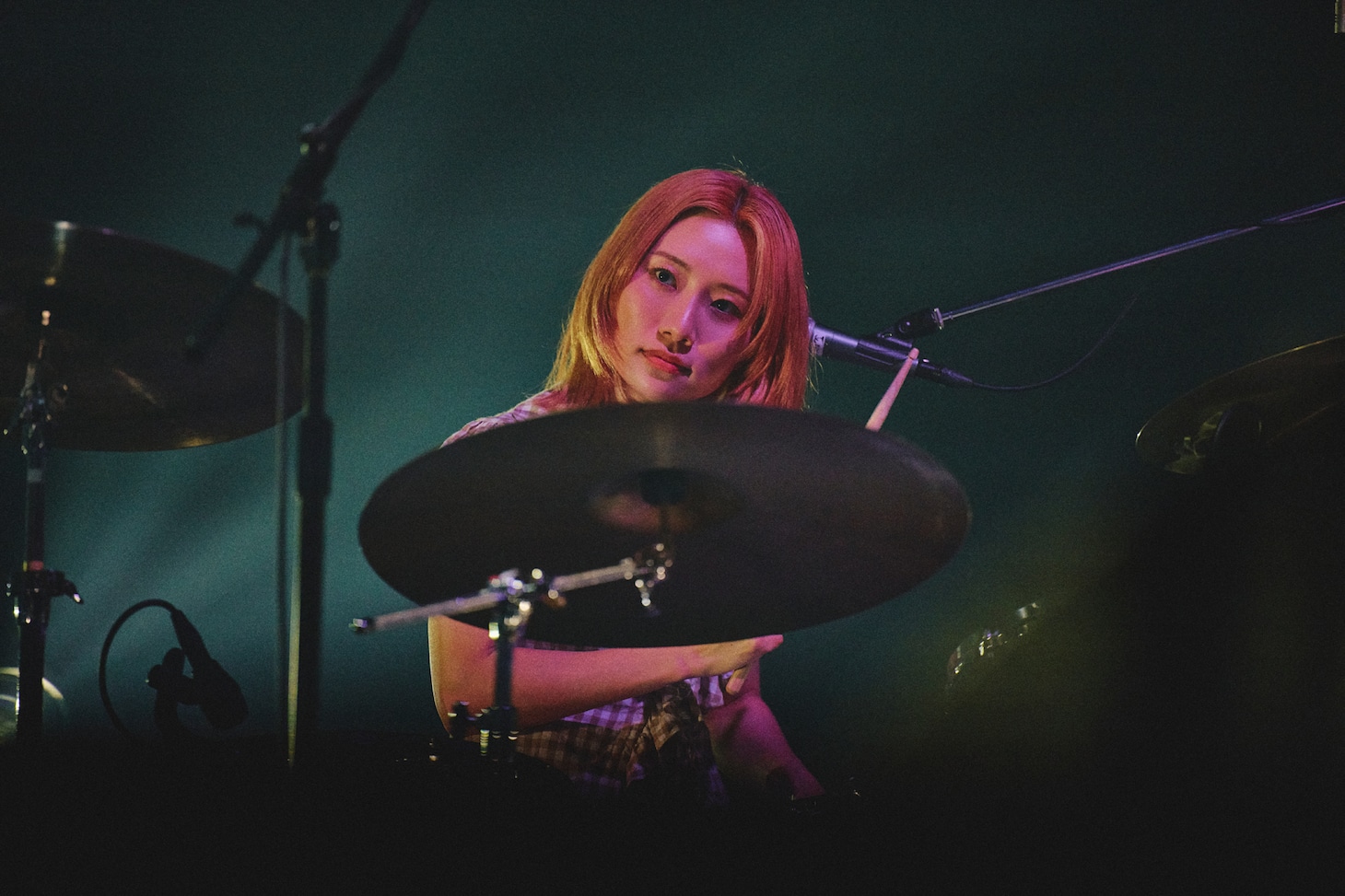 YUNA（Dr / ex. CHAI）（撮影：加賀翔）