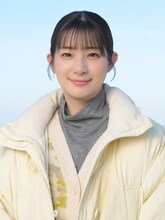 「旅と僕と猫」に出演する足立梨花。©テレビ東京