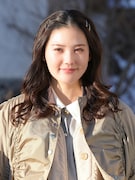 「旅と僕と猫」に出演する北香那。©テレビ東京