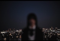 Ado「ビバリウム」ミュージックビデオより。