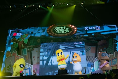 左からチャンチョ、ピーナッツくん、オレンジ博士、ぽんぽこ。（撮影：廣田達也）