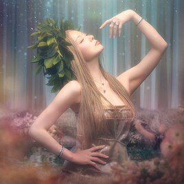 椎名林檎、フランスのハイジュエリーメゾン・ブシュロンとコラボ