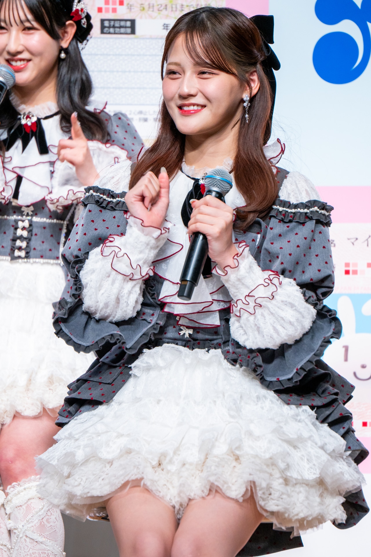 髙松瞳（＝LOVE）