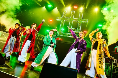 世が世なら!!!（撮影：上溝恭香）