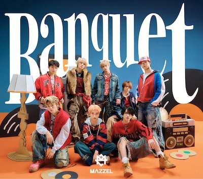 MAZZEL「Banquet」初回限定盤ジャケット。