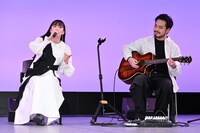 左から長屋晴子、小林壱誓。