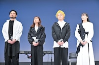 日本女子体育大学の学生200人の前にサプライズ登場した緑黄色社会。