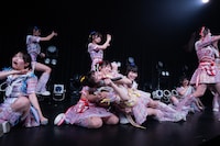 虹のコンキスタドール