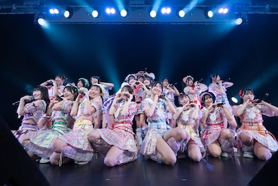 「虹コン大集合！～ステージが足りません！～」の様子。